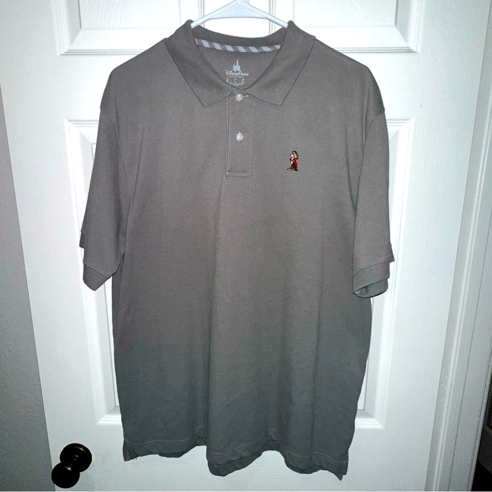Disney Parks Grumpy Gray Short Sleeve Polo Men's Size L Large Golf World Land